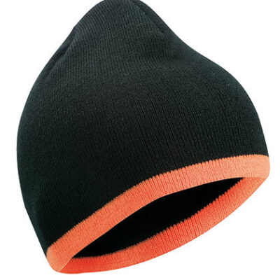 Beanie with Contrasting Border
